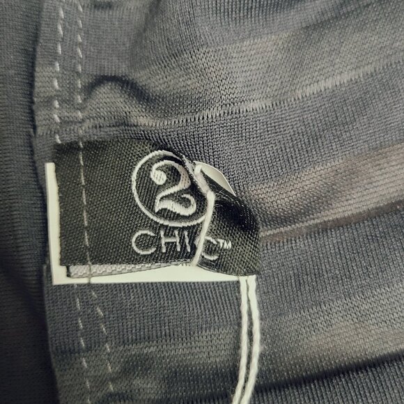 Infinity Scarf ~ OSFA  ~ Ruffles ~ Excellent Condition - Picture 3 of 5